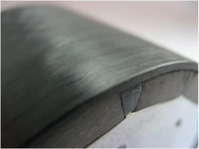 Oberfläche einer gepressten Magnethülse für Präzisionsbaugruppen